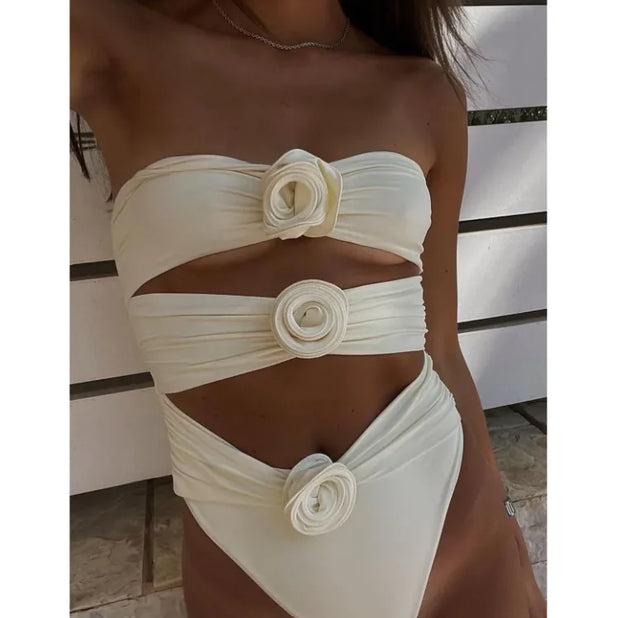 Three-dimensional Flower Swimsuit